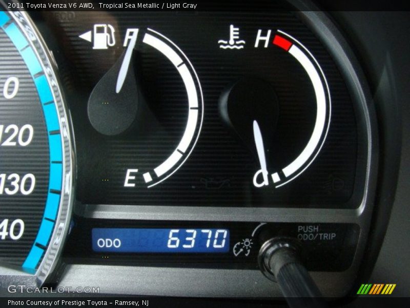 Tropical Sea Metallic / Light Gray 2011 Toyota Venza V6 AWD