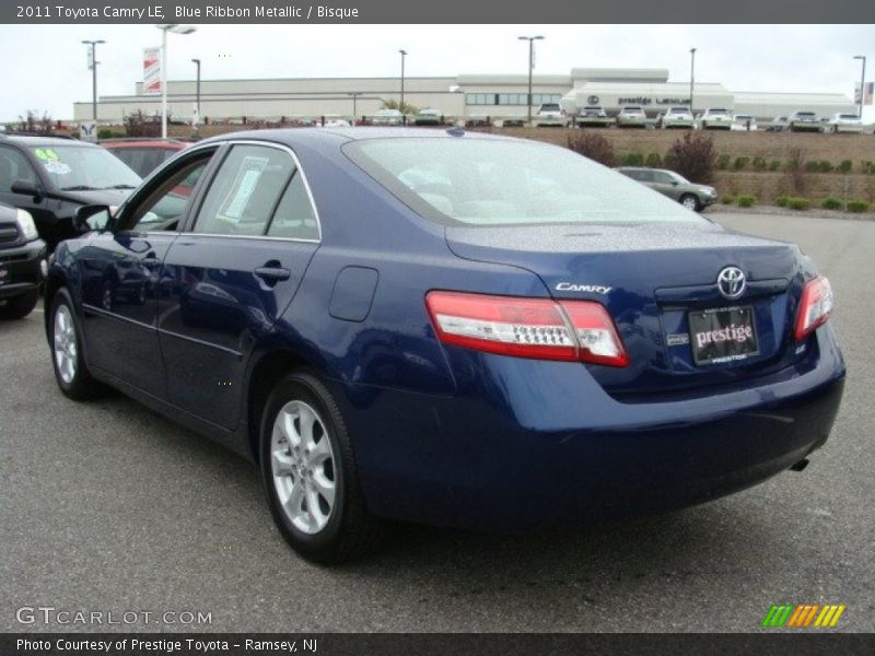 Blue Ribbon Metallic / Bisque 2011 Toyota Camry LE