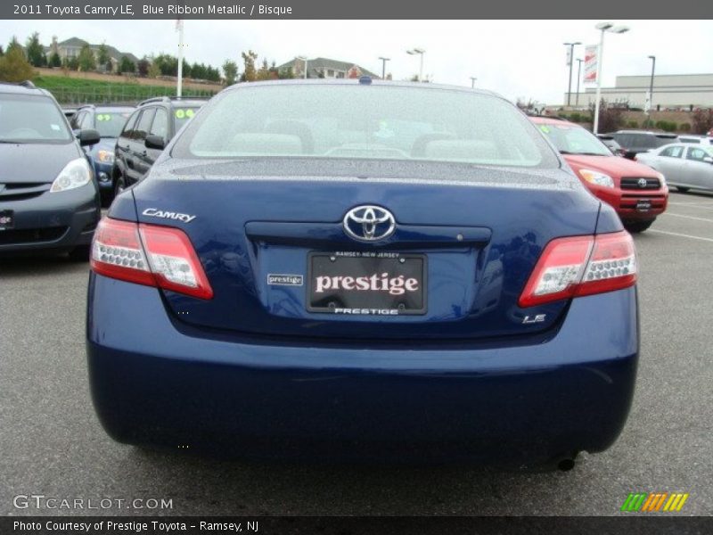 Blue Ribbon Metallic / Bisque 2011 Toyota Camry LE