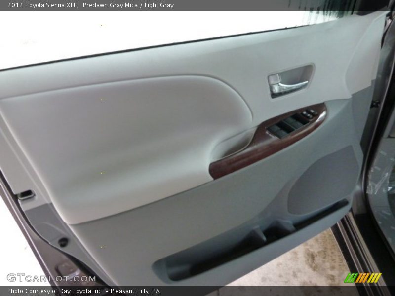 Predawn Gray Mica / Light Gray 2012 Toyota Sienna XLE