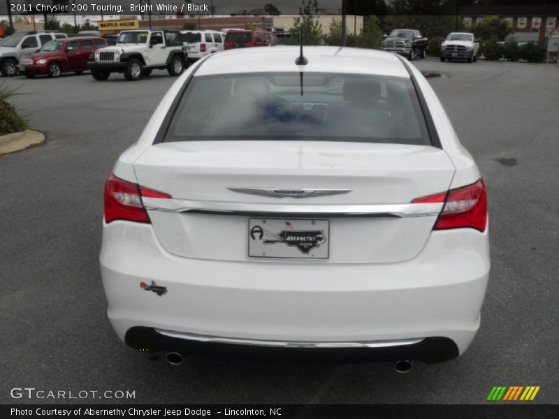 Bright White / Black 2011 Chrysler 200 Touring