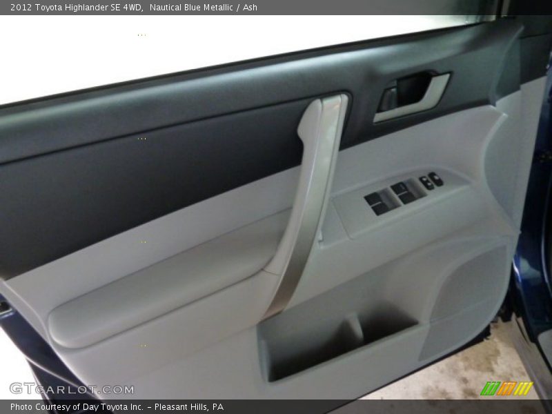 Nautical Blue Metallic / Ash 2012 Toyota Highlander SE 4WD