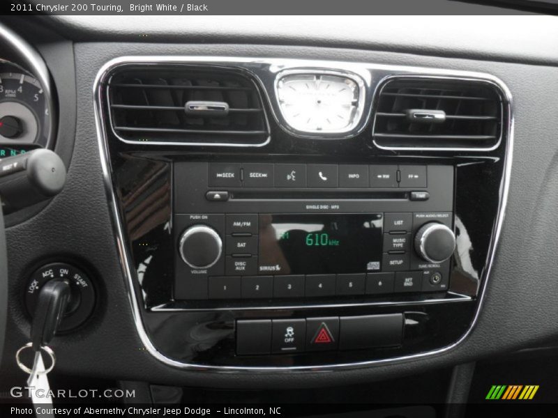 Bright White / Black 2011 Chrysler 200 Touring