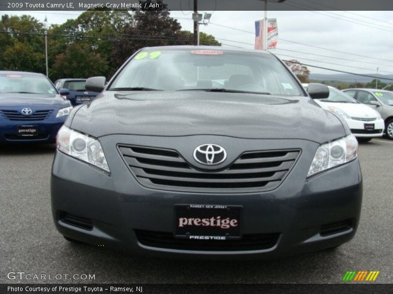 Magnetic Gray Metallic / Ash 2009 Toyota Camry LE