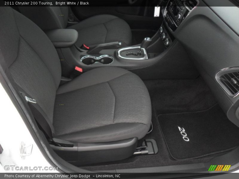 Bright White / Black 2011 Chrysler 200 Touring