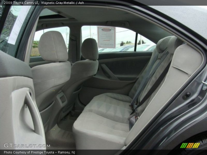 Magnetic Gray Metallic / Ash 2009 Toyota Camry LE