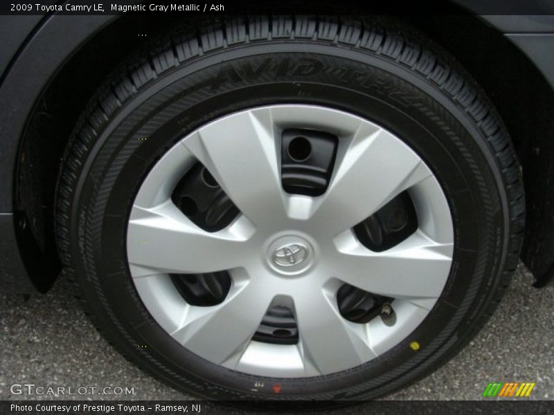 Magnetic Gray Metallic / Ash 2009 Toyota Camry LE