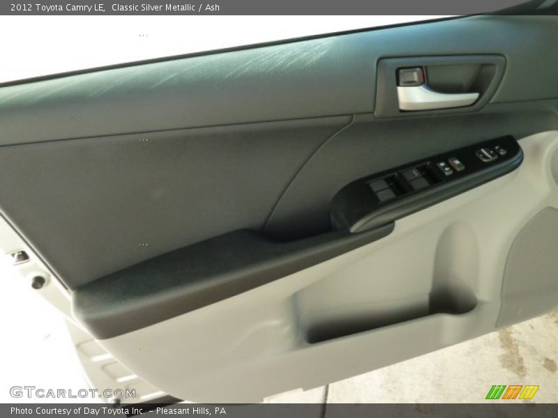 Classic Silver Metallic / Ash 2012 Toyota Camry LE