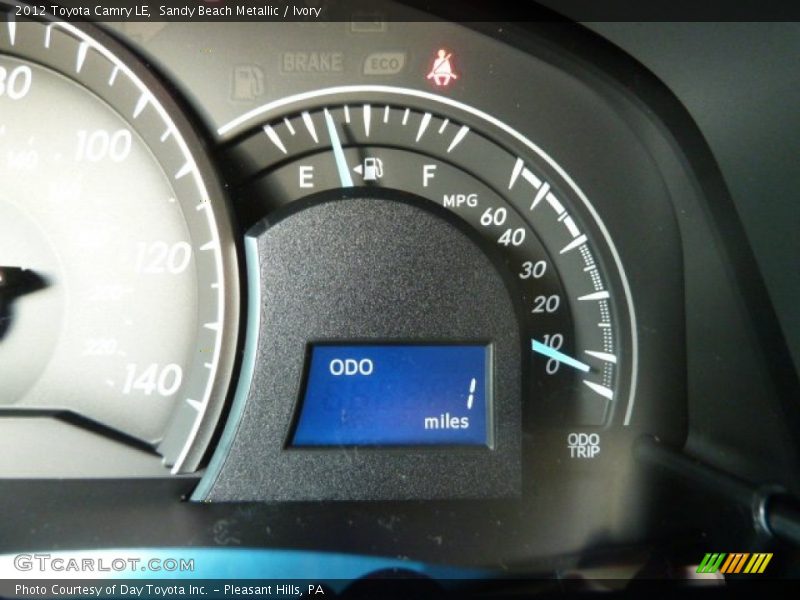 Sandy Beach Metallic / Ivory 2012 Toyota Camry LE