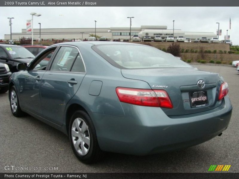 Aloe Green Metallic / Bisque 2009 Toyota Camry LE