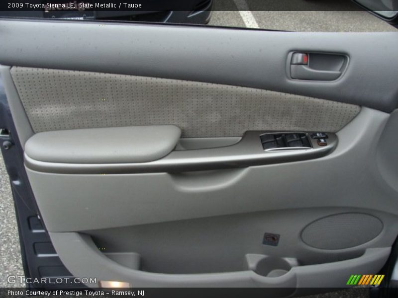 Slate Metallic / Taupe 2009 Toyota Sienna LE