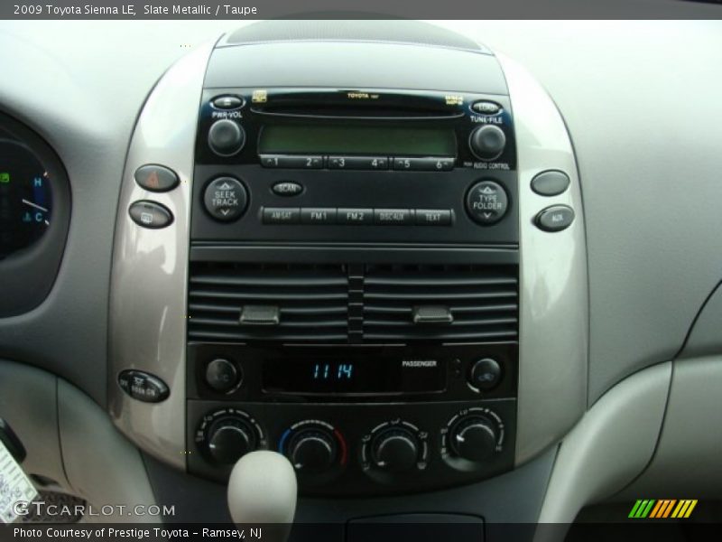 Slate Metallic / Taupe 2009 Toyota Sienna LE