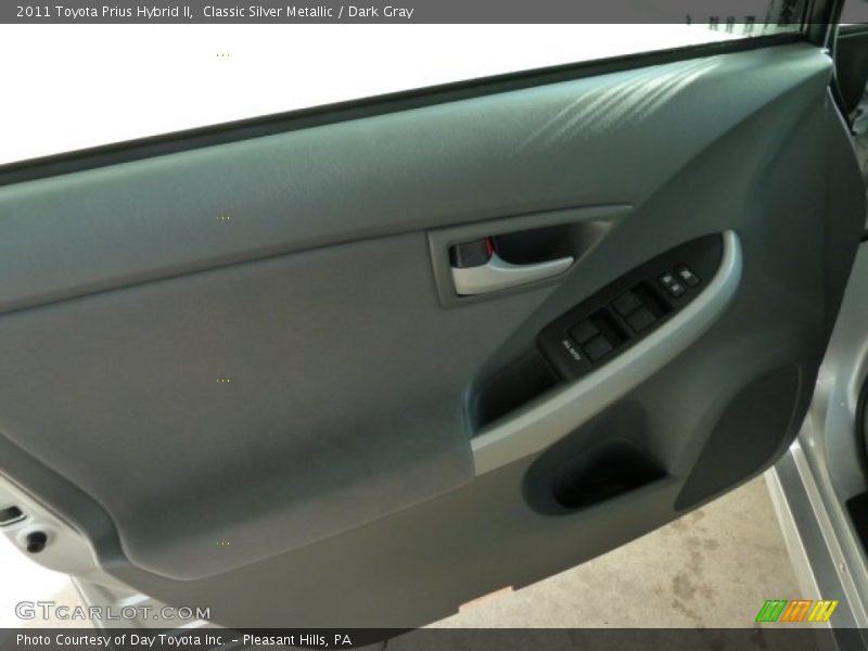 Classic Silver Metallic / Dark Gray 2011 Toyota Prius Hybrid II
