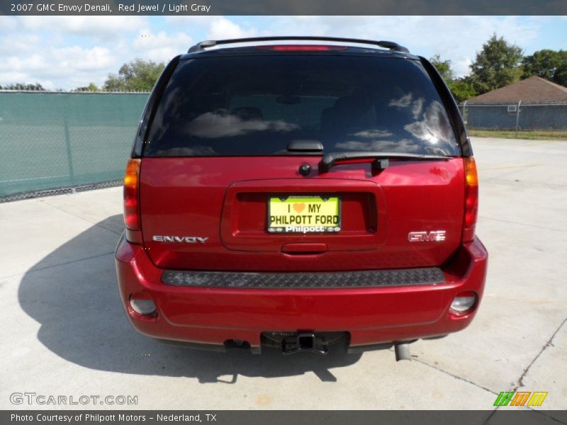 Red Jewel / Light Gray 2007 GMC Envoy Denali