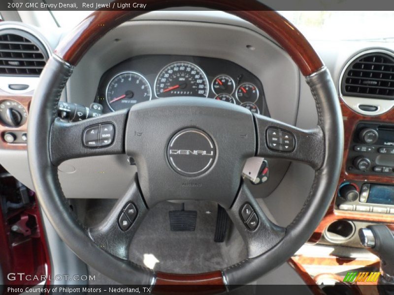  2007 Envoy Denali Steering Wheel