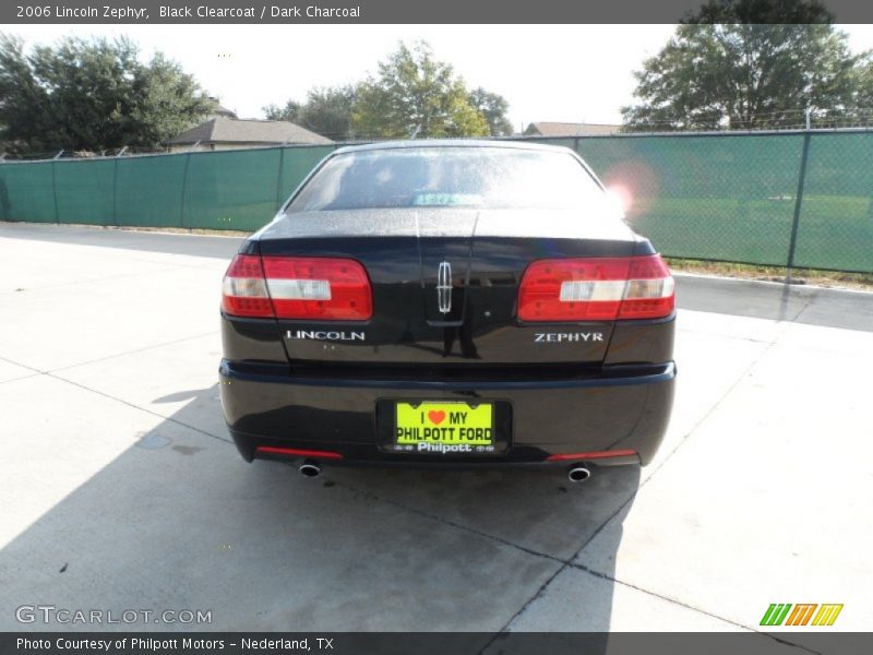 Black Clearcoat / Dark Charcoal 2006 Lincoln Zephyr
