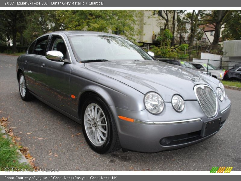 Front 3/4 View of 2007 S-Type 3.0