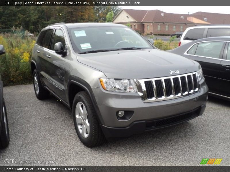  2012 Grand Cherokee Laredo X Package 4x4 Mineral Gray Metallic