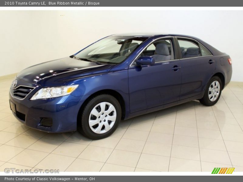 Blue Ribbon Metallic / Bisque 2010 Toyota Camry LE