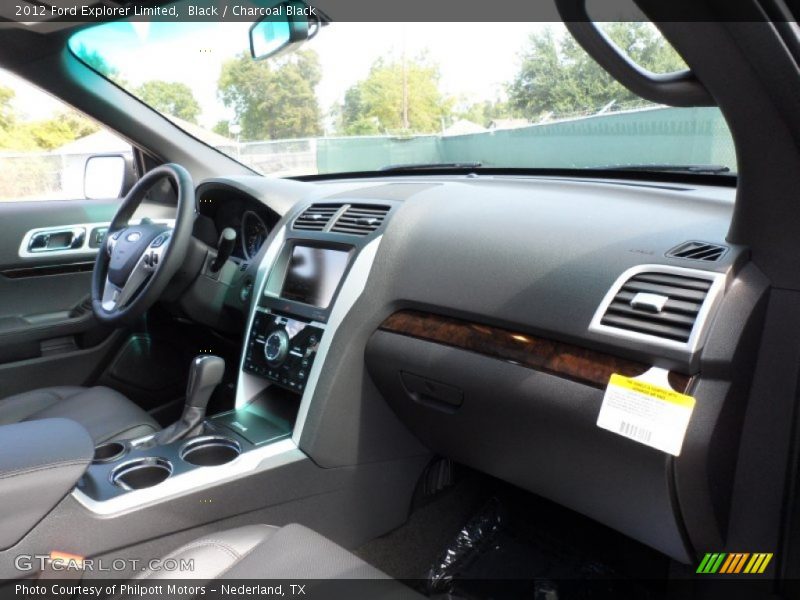 Dashboard of 2012 Explorer Limited