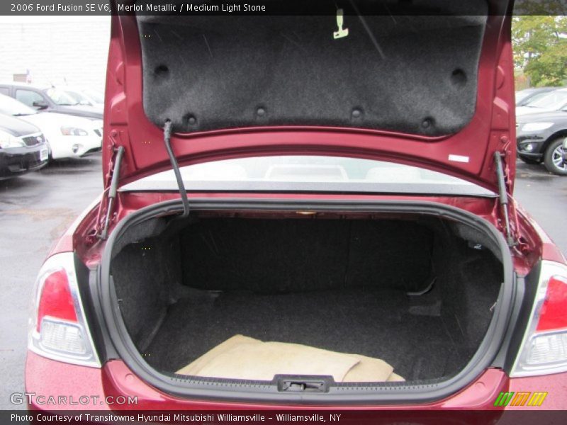 Merlot Metallic / Medium Light Stone 2006 Ford Fusion SE V6
