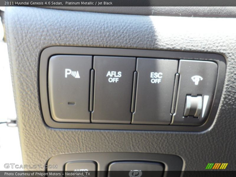 Platinum Metallic / Jet Black 2011 Hyundai Genesis 4.6 Sedan