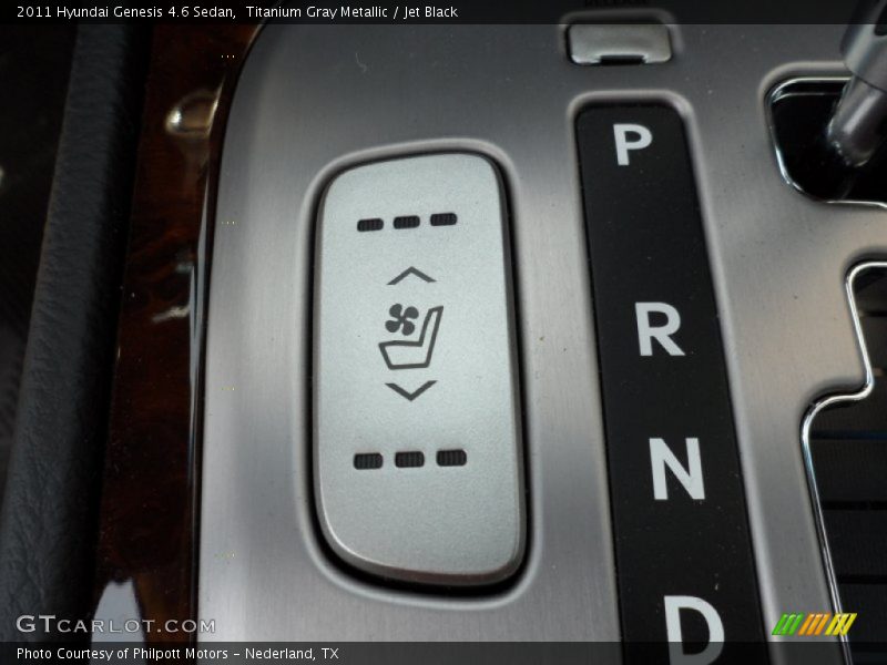 Titanium Gray Metallic / Jet Black 2011 Hyundai Genesis 4.6 Sedan