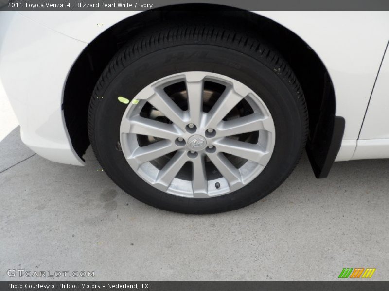 Blizzard Pearl White / Ivory 2011 Toyota Venza I4