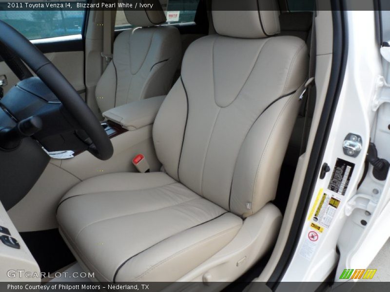 Blizzard Pearl White / Ivory 2011 Toyota Venza I4