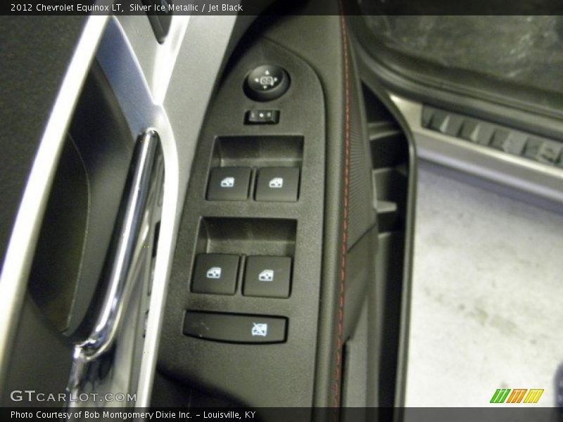 Silver Ice Metallic / Jet Black 2012 Chevrolet Equinox LT