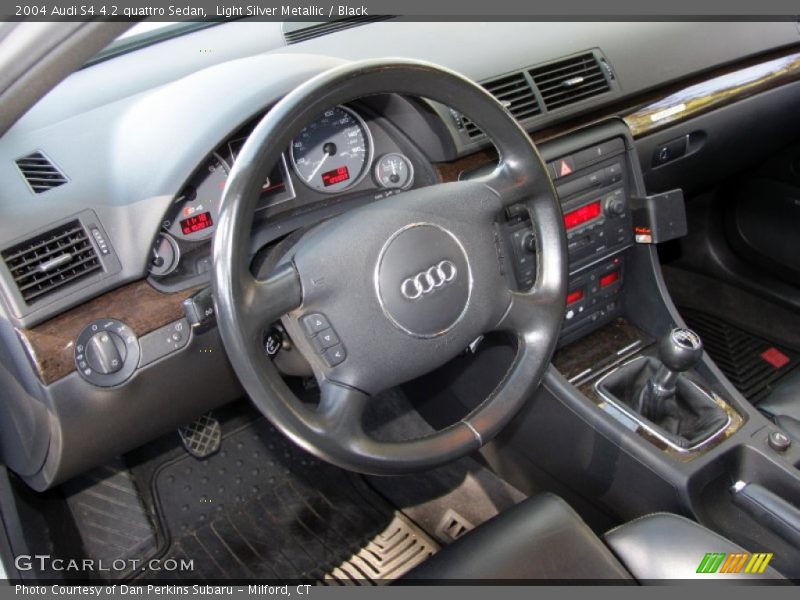  2004 S4 4.2 quattro Sedan Steering Wheel