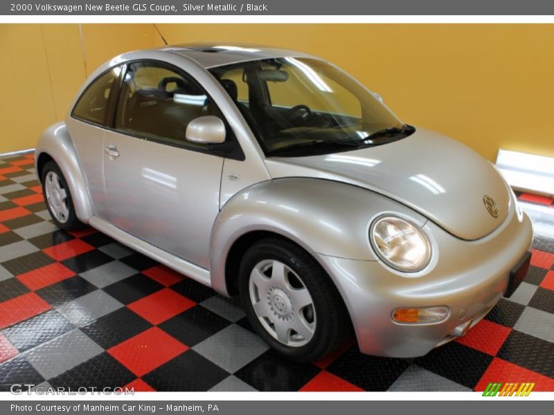 Silver Metallic / Black 2000 Volkswagen New Beetle GLS Coupe
