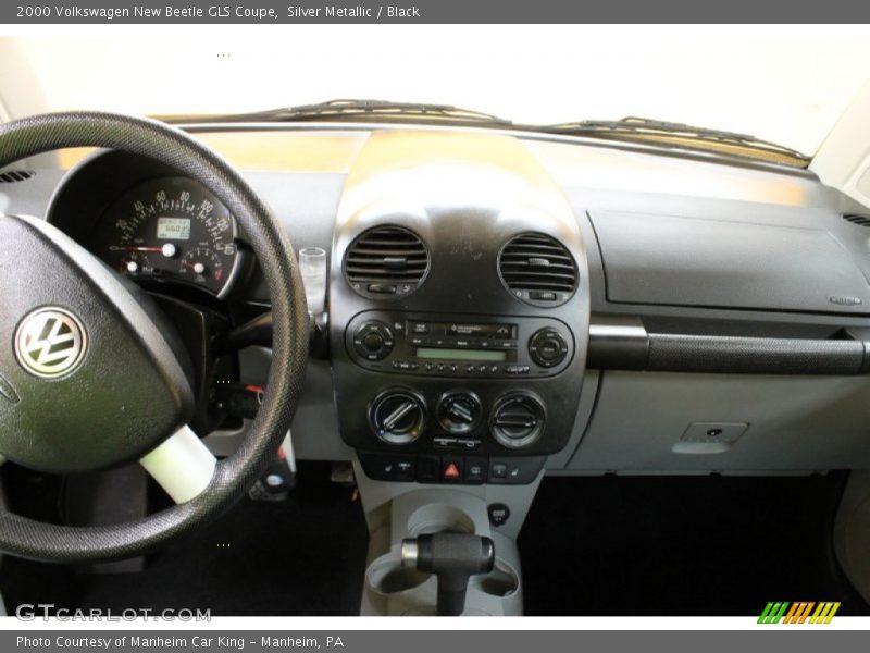 Silver Metallic / Black 2000 Volkswagen New Beetle GLS Coupe