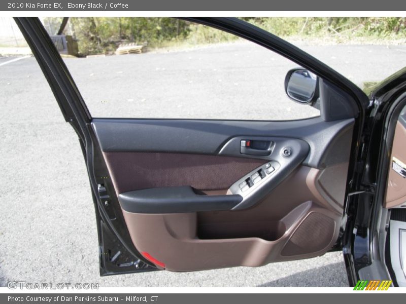 Ebony Black / Coffee 2010 Kia Forte EX