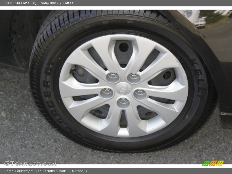 Ebony Black / Coffee 2010 Kia Forte EX
