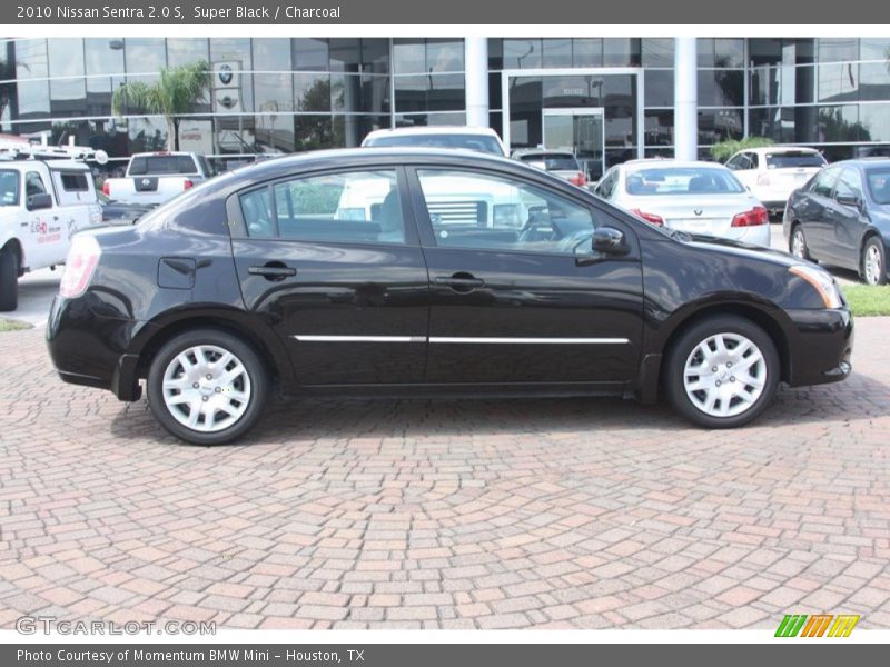 Super Black / Charcoal 2010 Nissan Sentra 2.0 S