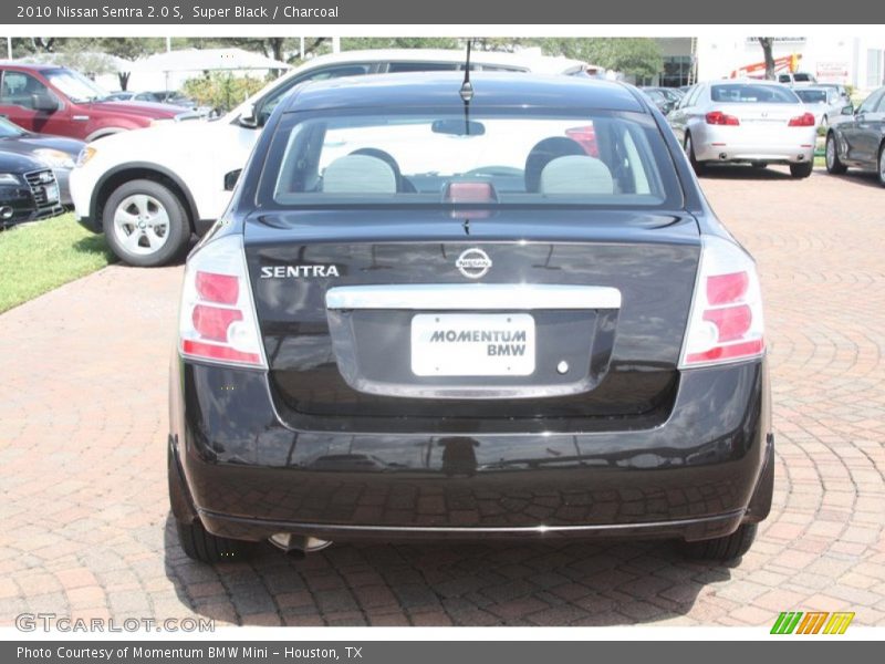 Super Black / Charcoal 2010 Nissan Sentra 2.0 S