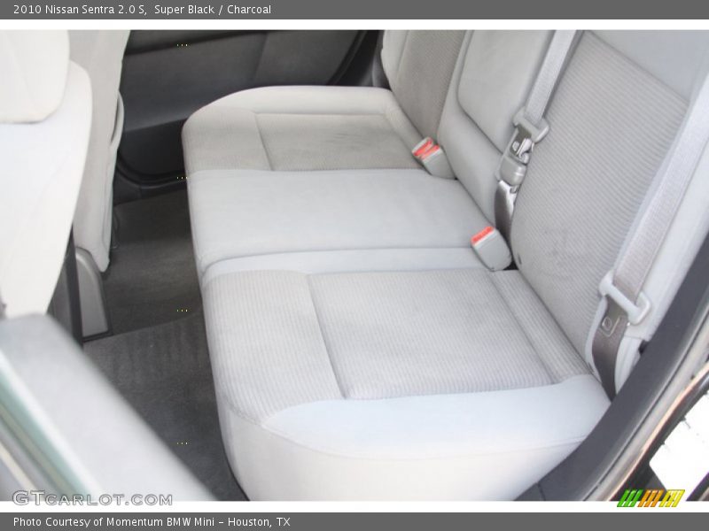 Super Black / Charcoal 2010 Nissan Sentra 2.0 S