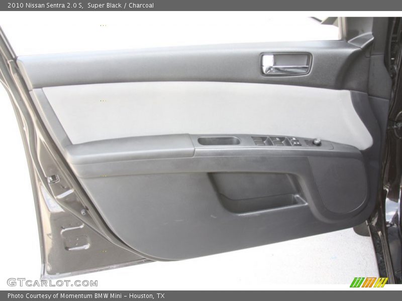 Super Black / Charcoal 2010 Nissan Sentra 2.0 S