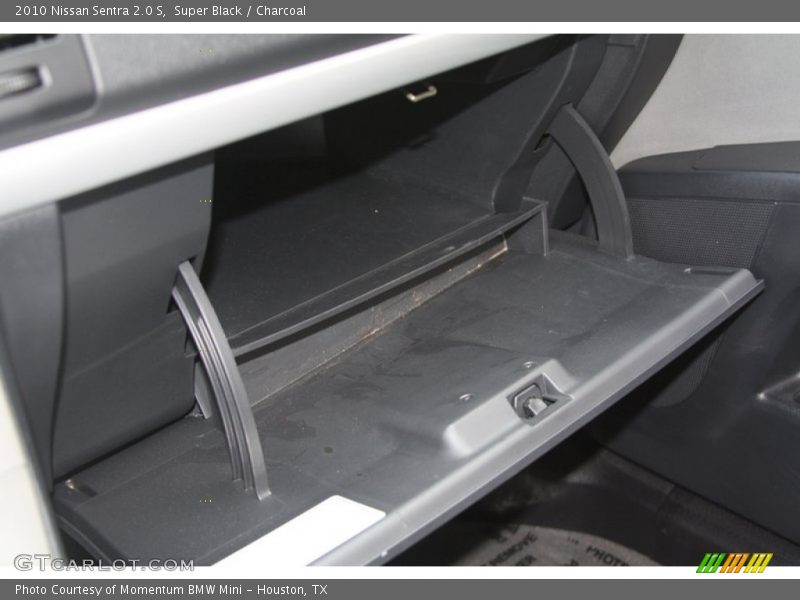 Super Black / Charcoal 2010 Nissan Sentra 2.0 S