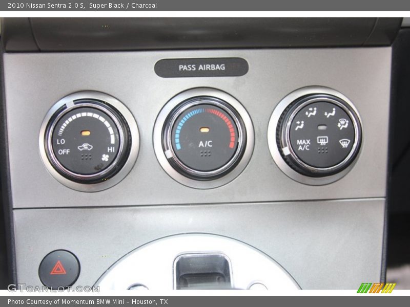 Super Black / Charcoal 2010 Nissan Sentra 2.0 S