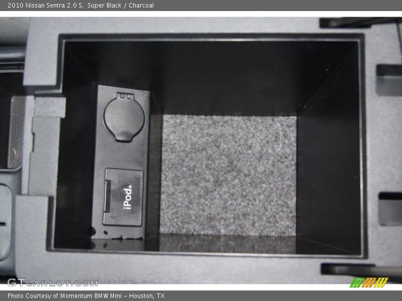 Super Black / Charcoal 2010 Nissan Sentra 2.0 S