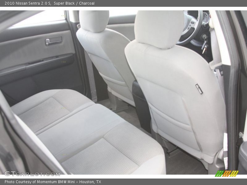 Super Black / Charcoal 2010 Nissan Sentra 2.0 S