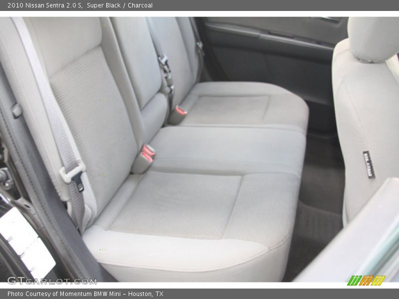 Super Black / Charcoal 2010 Nissan Sentra 2.0 S
