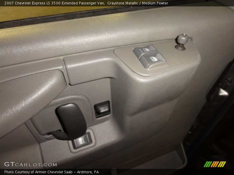 Graystone Metallic / Medium Pewter 2007 Chevrolet Express LS 3500 Extended Passenger Van