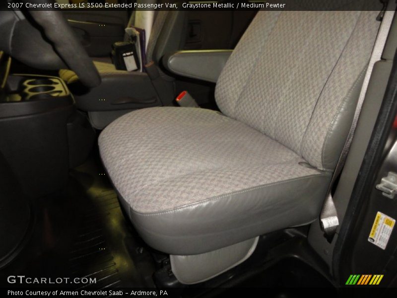 Graystone Metallic / Medium Pewter 2007 Chevrolet Express LS 3500 Extended Passenger Van