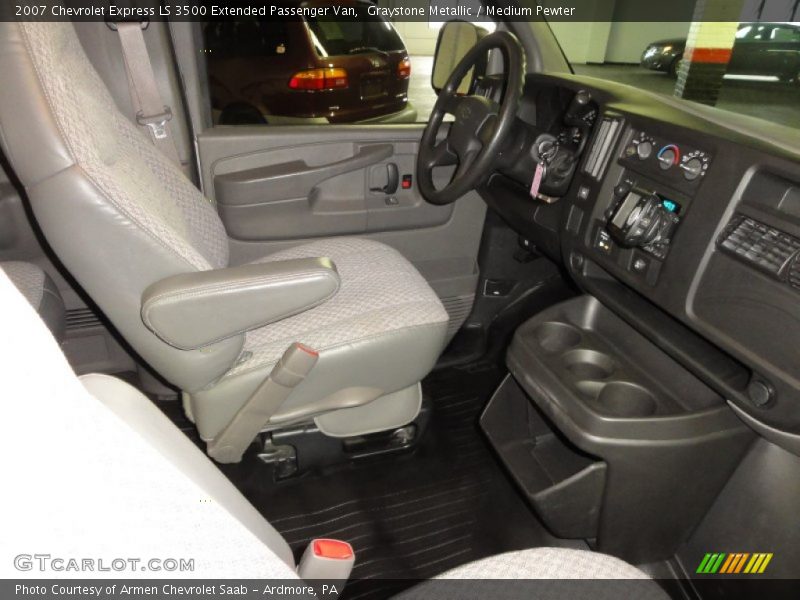 Graystone Metallic / Medium Pewter 2007 Chevrolet Express LS 3500 Extended Passenger Van