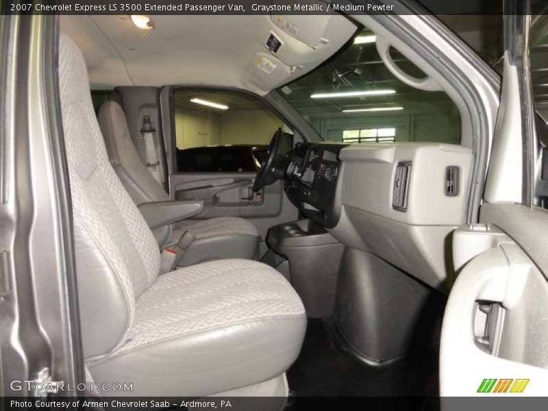 Graystone Metallic / Medium Pewter 2007 Chevrolet Express LS 3500 Extended Passenger Van