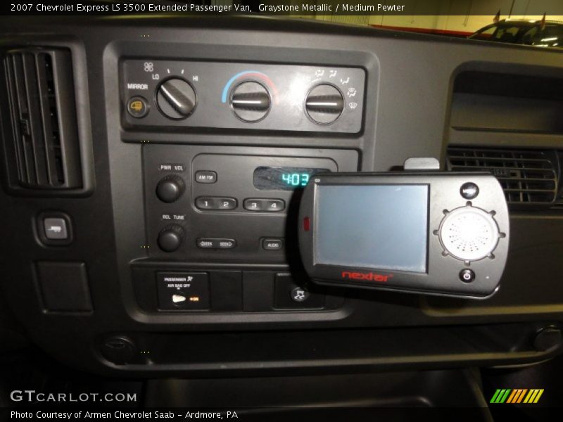 Graystone Metallic / Medium Pewter 2007 Chevrolet Express LS 3500 Extended Passenger Van