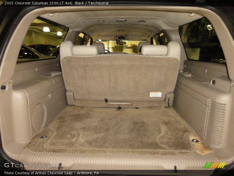 Black / Tan/Neutral 2003 Chevrolet Suburban 1500 LT 4x4